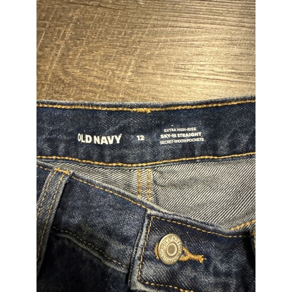 Old Navy Jeans Womens Sz 12 Sky Hi Straight Extra High Rise 32x27 NWT Distressed - Picture 3 of 8
